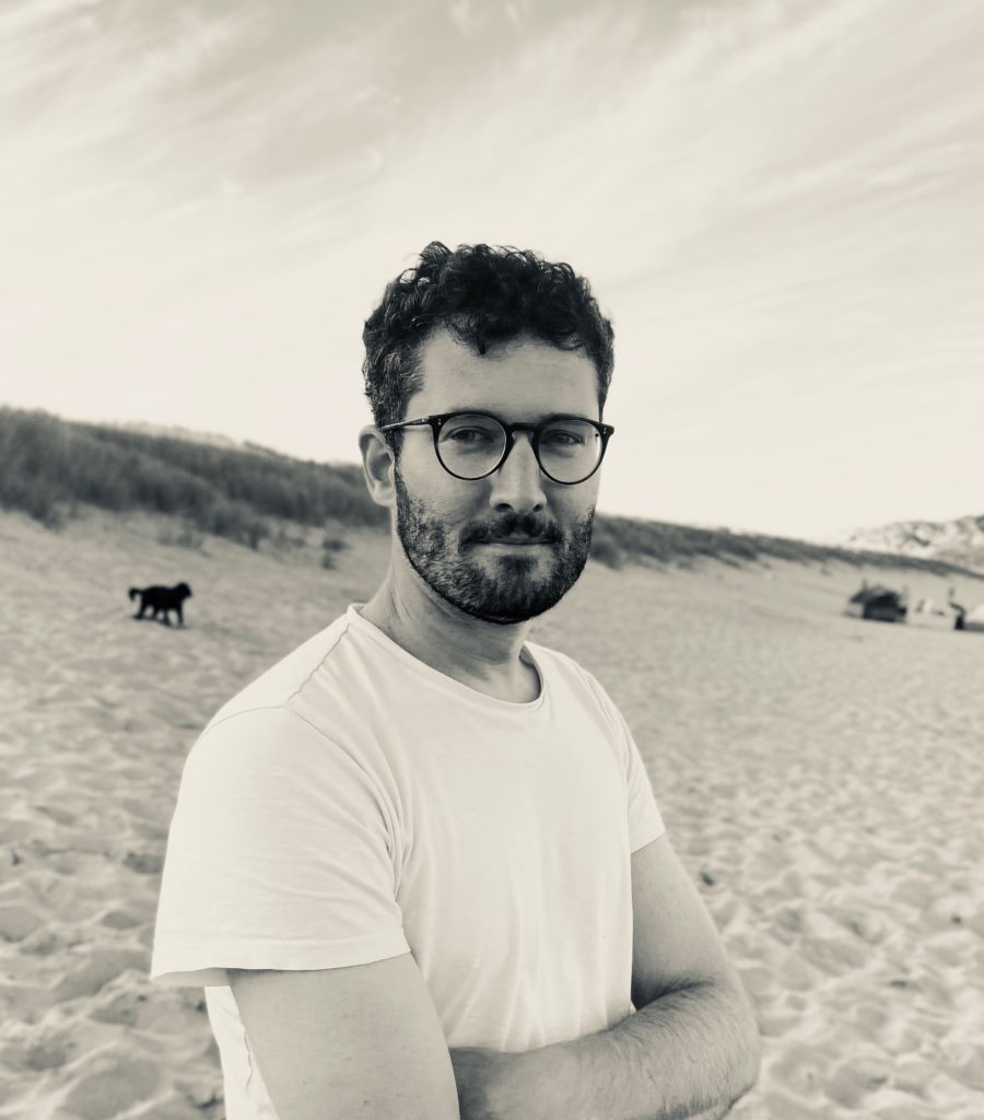 Dr Luke Lewis