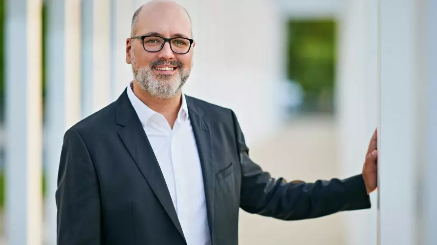 241112  gottlieb wallisch
