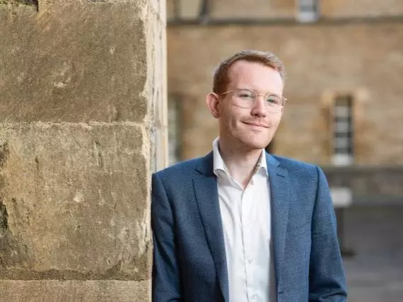 Dr Tom Metcalf