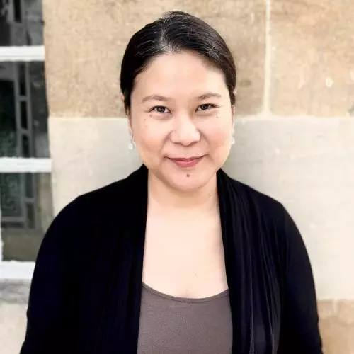 Dr Min Yen Ong