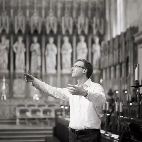 Professor Robert Quinney